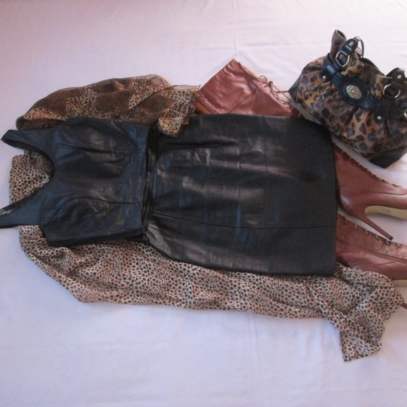 BERMANS AUTHENTIC LEATHER SKIRT-SHELL - Picture 1 of 8